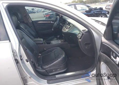 2013 Hyundai Genesis 3.8 z USA, uszkodzony, nr VIN KMHGC4DD8DU225531